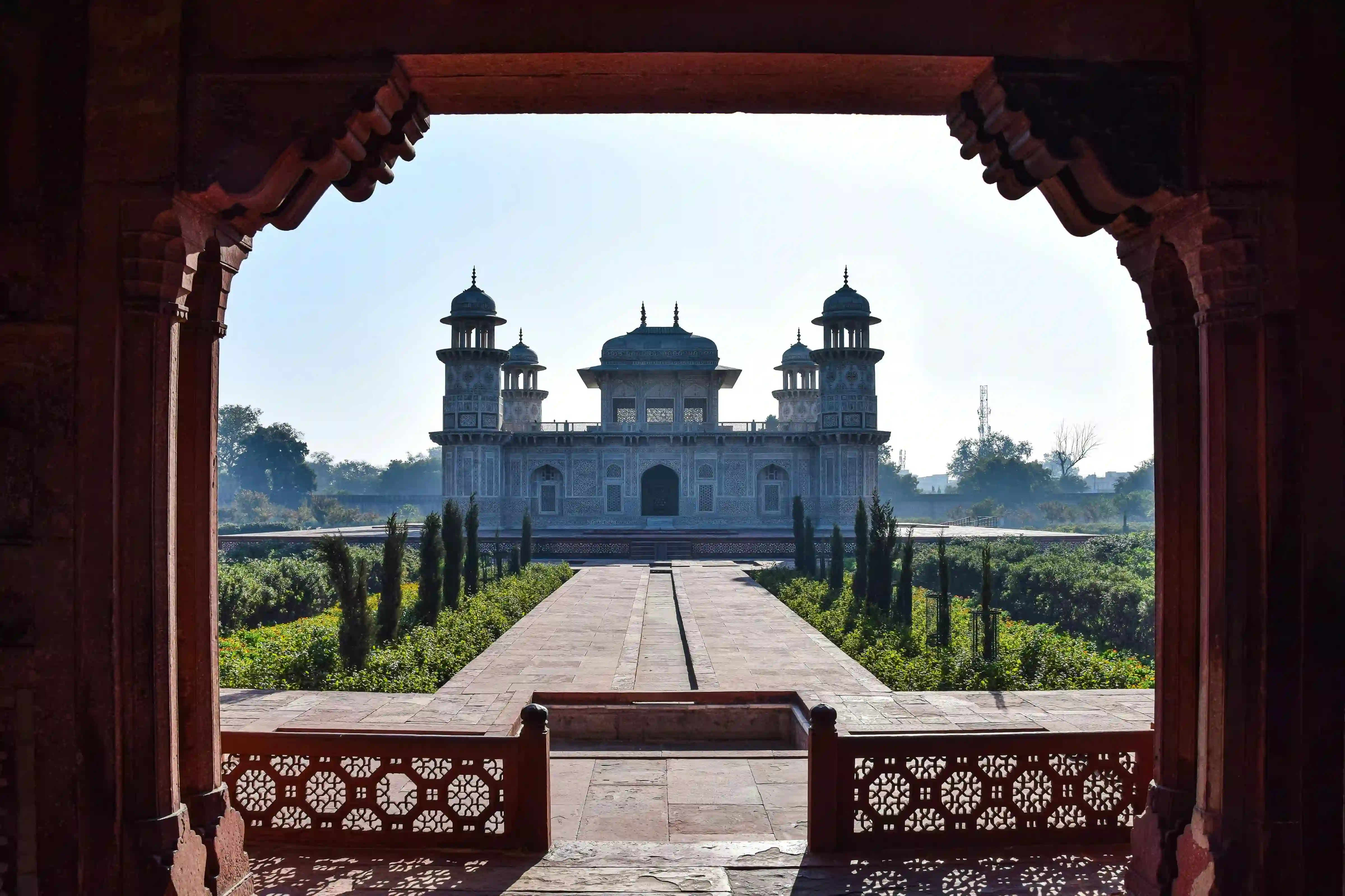 Taj Mahal and Agra Fort Tour by Car from Delhi