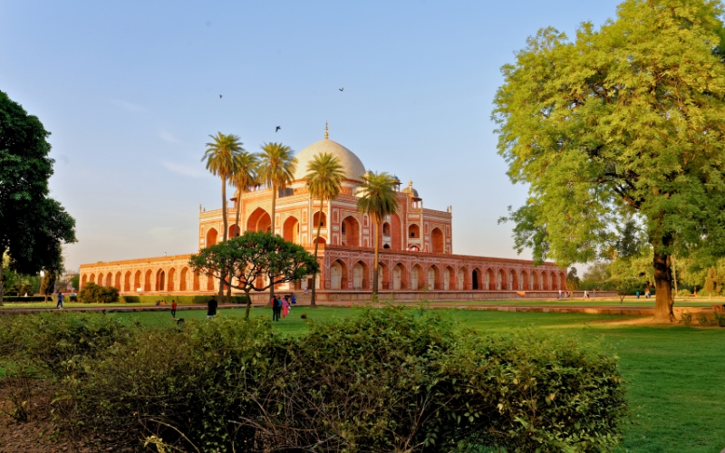 Delhi Temples and Spiritual Sites Tour – 6 Hours